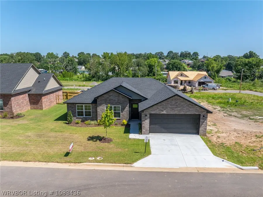 1020 Hunter Drive, Barling, AR 72923 - #2