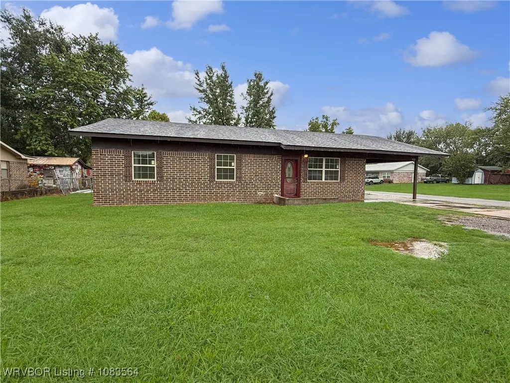 840 8th Street, Waldron, AR 72958 - Image #1
