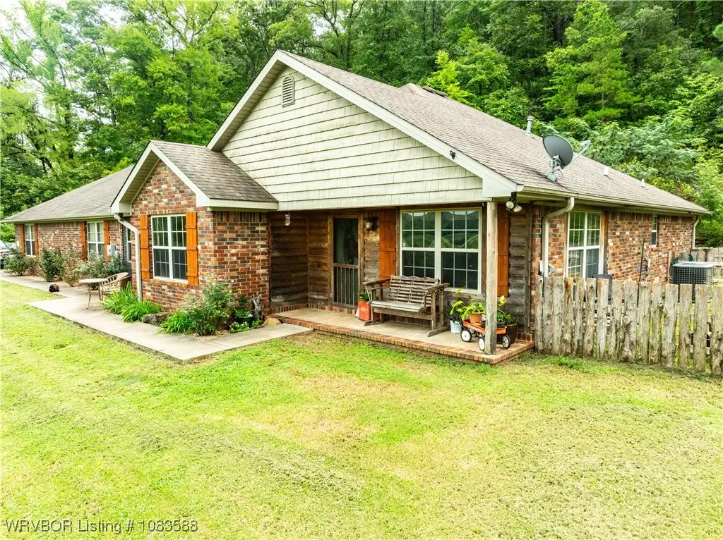 2318 Independence Road, Cedarville, AR 72932 - Image #1