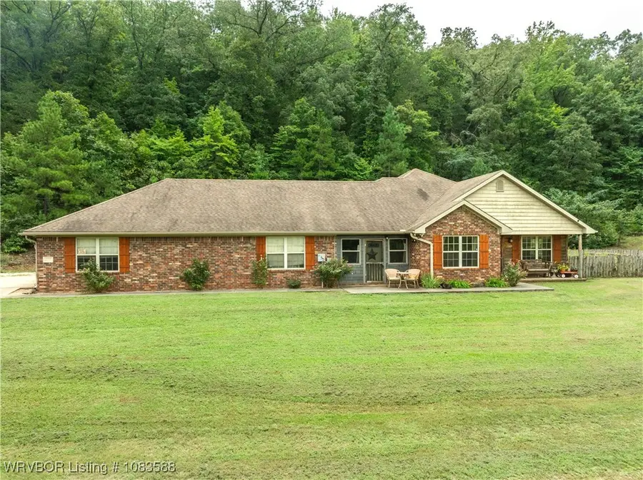 2318 Independence Road, Cedarville, AR 72932 - Image #2