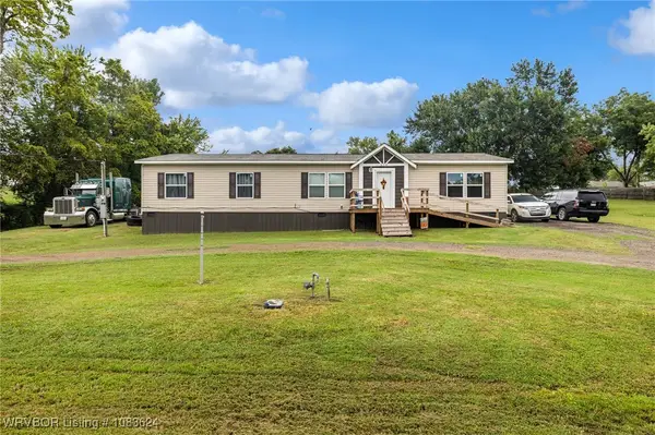 210 2nd Street, Mulberry, AR 72947