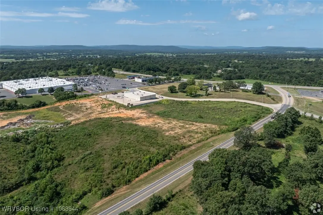 83324 Wingfield Xing, Stilwell, OK 74960 - Image #1