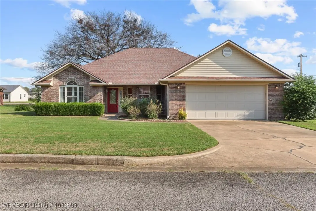108 W Dora Lane, Poteau, OK 74953 - Image #1