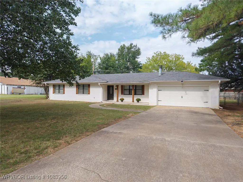 204 Bowlin Drive, Poteau, OK 74953 - Image #1