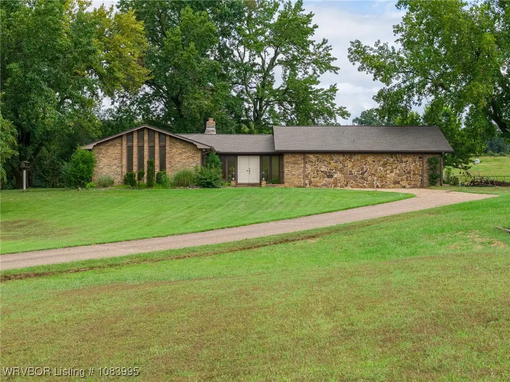 3042 W Mulberry Hwy 64, Mulberry, AR 72947 - Image #1