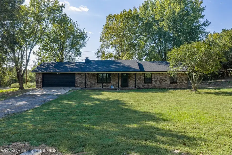 843 Richmond Road, Van Buren, AR 72956 - Image #2