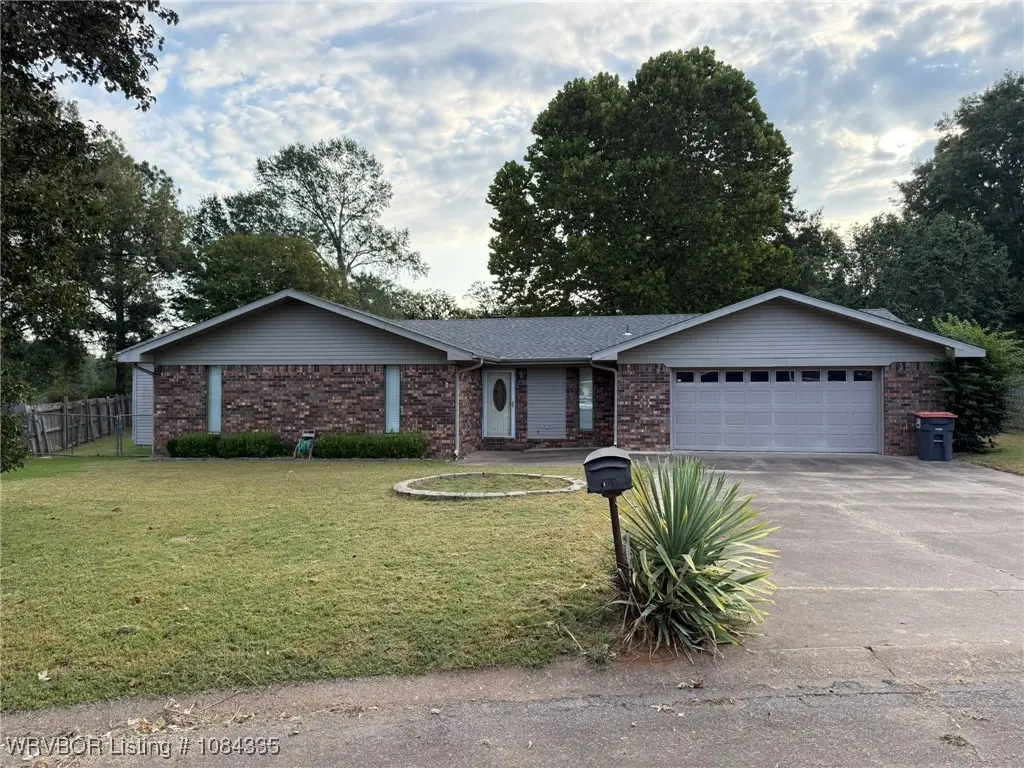 402 N 27th Street, Ozark, AR 72949 - Image #1