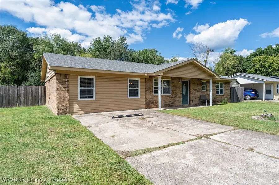 1037 Harris Drive, Alma, AR 72921 - Image #2