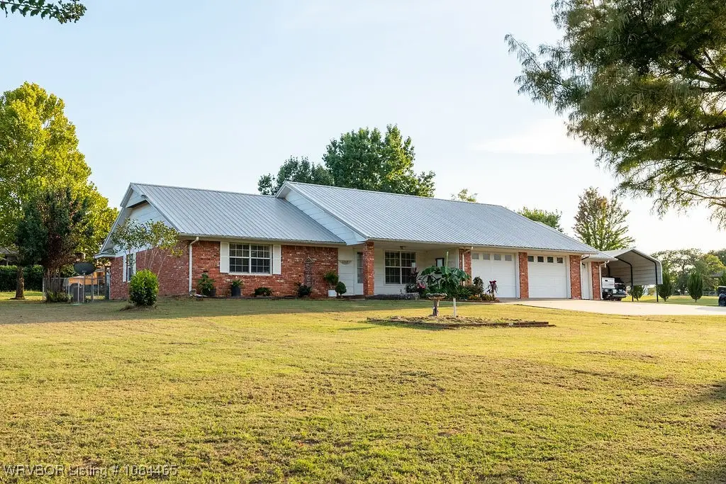 1707 E Willow Drive, Stigler, OK 74462 - Image #1