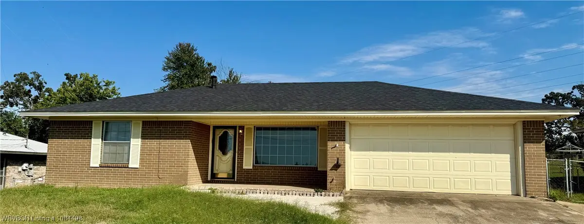 606 Robinson Street, Van Buren, AR 72956 - Image #1