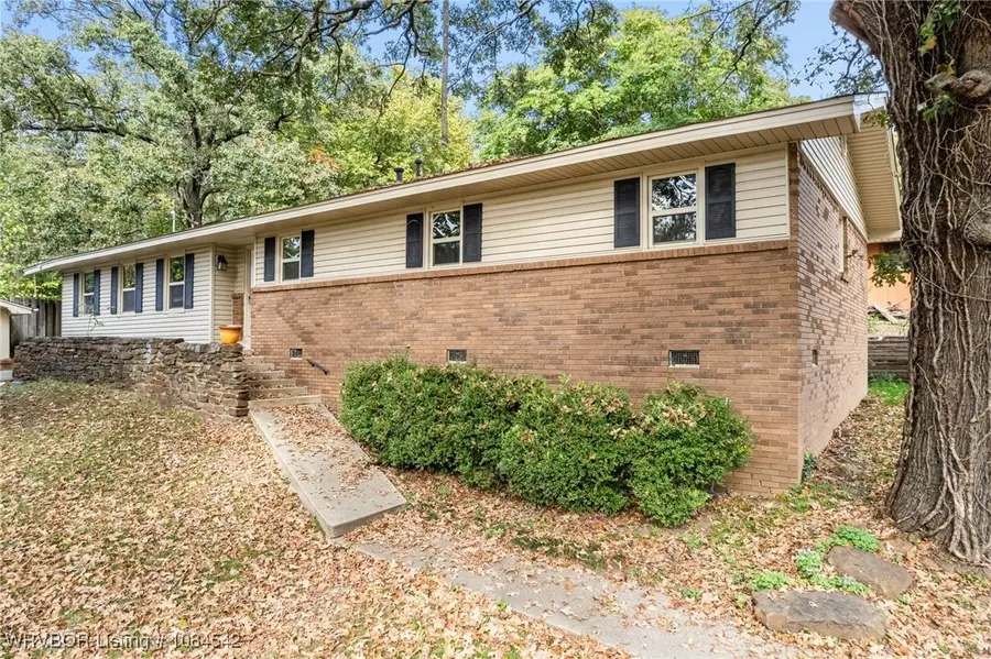 5 Old Greenwood Lane, Fort Smith, AR 72903 - Image #2