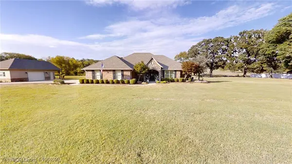1001 Southfork Lane, Bonanza, AR 72916
