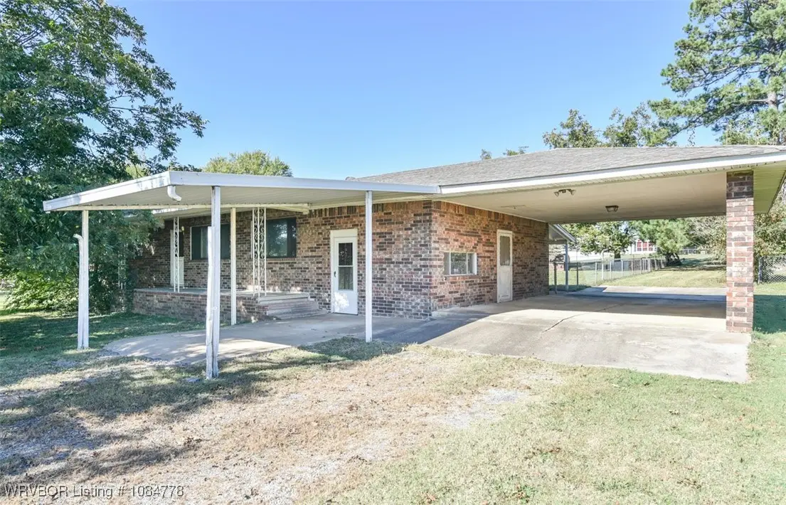 405 W Ray Fine Boulevard, Roland, OK 74954 - #1