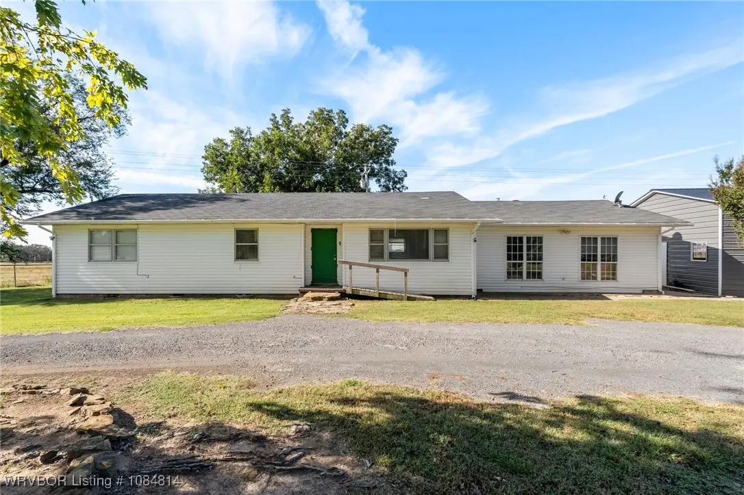 6415 N Highway 96, Lavaca, AR 72941 - Image #1