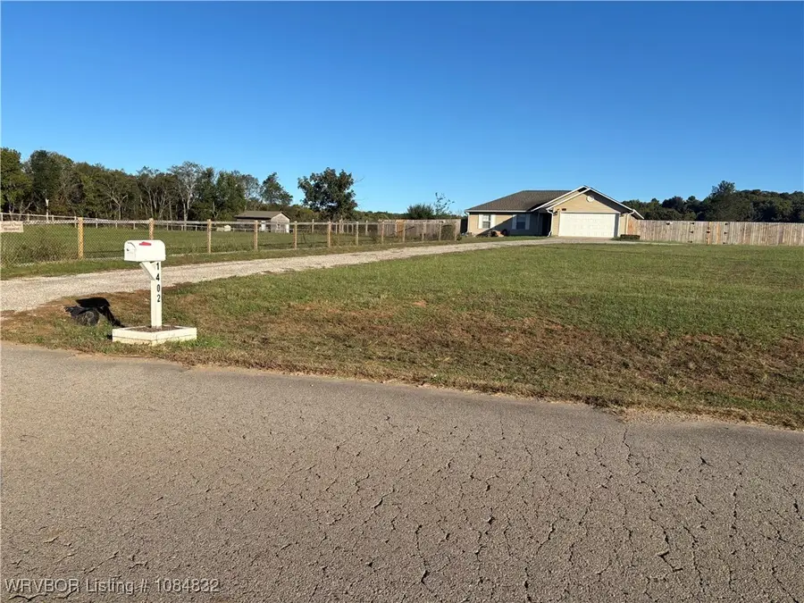 1402 Thompson Lane, Cedarville, AR 72932 - Image #2