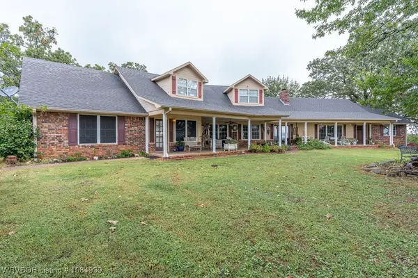 1522 Holt Summit Place, Van Buren, AR 72956