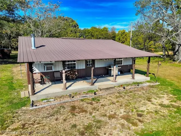 80777 S 4757 Road, Stilwell, OK 74960