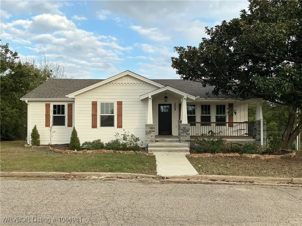 205 W 4th Street, Heavener, OK 74937 - Image #1