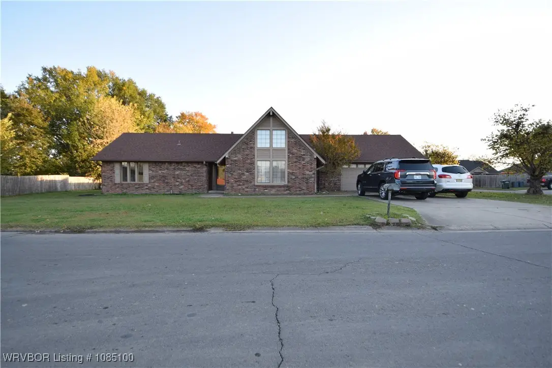 1300 E Ida Avenue, Sallisaw, OK 74955 - Image #1