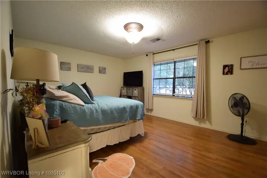 1300 E Ida Avenue, Sallisaw, OK 74955 - Image #2