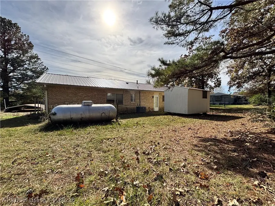 20425 P 9 B Drive, Stigler, OK 74462 - Image #2