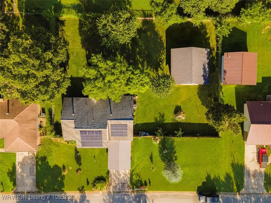 405 Woodland Hills Boulevard, Roland, OK 74954 - Image #2