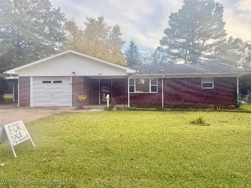 1104 Townsend Drive, Heavener, OK 74937 - Image #1