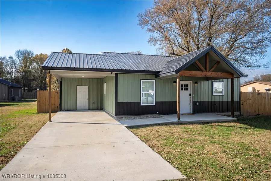 1141 W Delaware Street, Westville, OK 74965 - Image #2