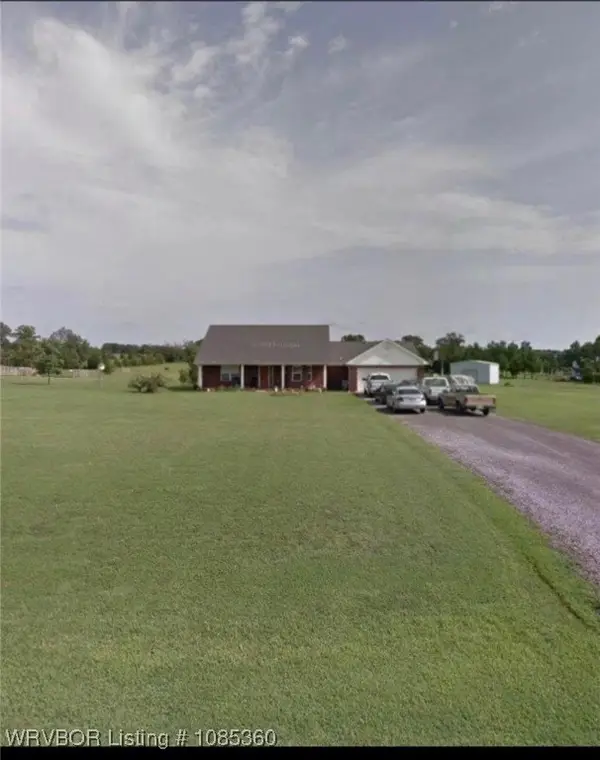 611 Bonnie Bell Lane, Greenwood, AR 72936