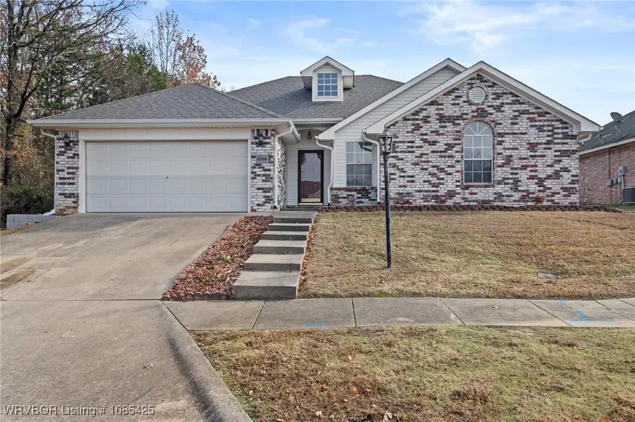 2728 Elfen Glen, Van Buren, AR 72956 - Image #2