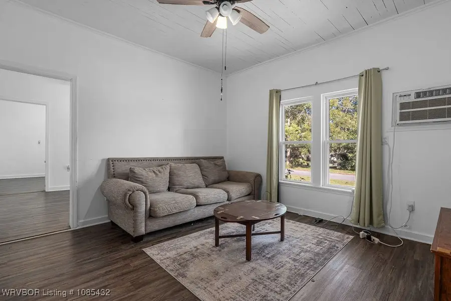 277 E Grove Street, Magazine, AR 72943 - Image #2