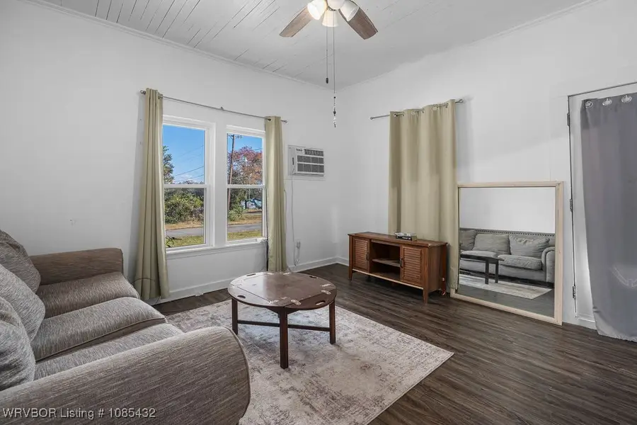 277 E Grove Street, Magazine, AR 72943 - Image #3