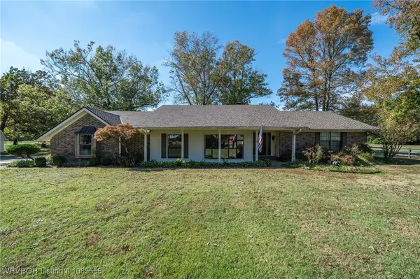 1303 S Hwy 96, Lavaca, AR 72941