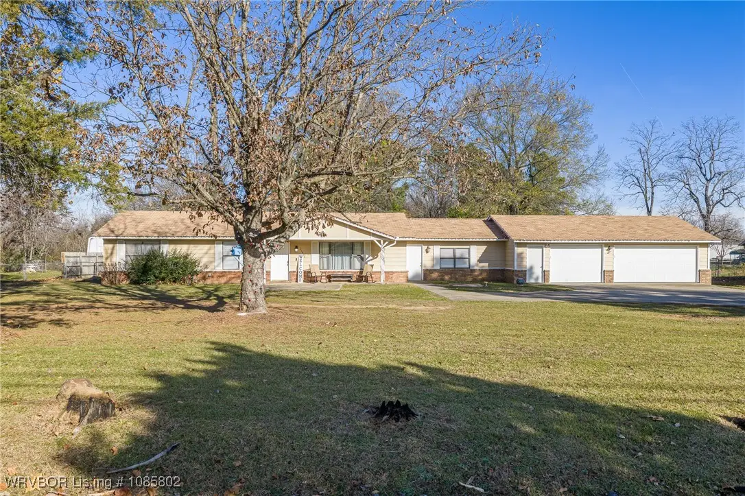21634 Coggins Road, Poteau, OK 74953 - Image #1