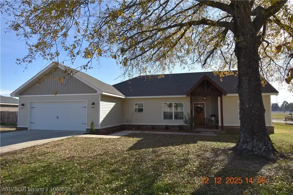 705 SW 11th Street, Muldrow, OK 74948