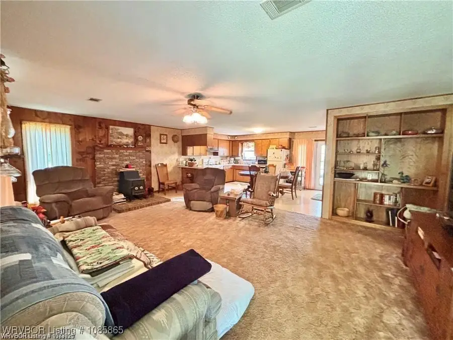 5525 Slaytonville Road, Hackett, AR 72937 - #3