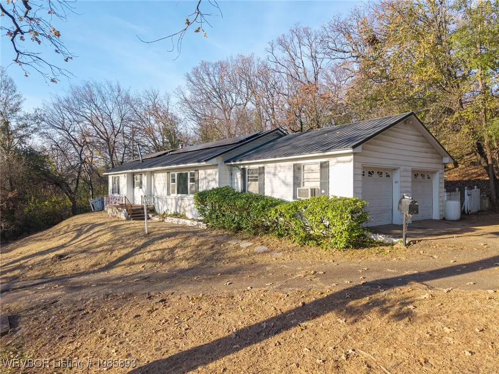 2115 Country Club Drive, Fort Smith, AR 72901 - Image #1