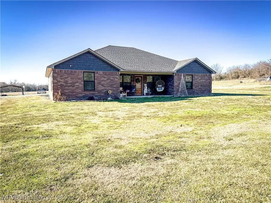 40501 210th Avenue, Howe, OK 74940 - Image #2