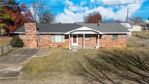 601 Wiggington, Wister, OK 74966