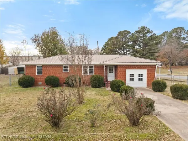 2137 N 62nd Terrace, Van Buren, AR 72956