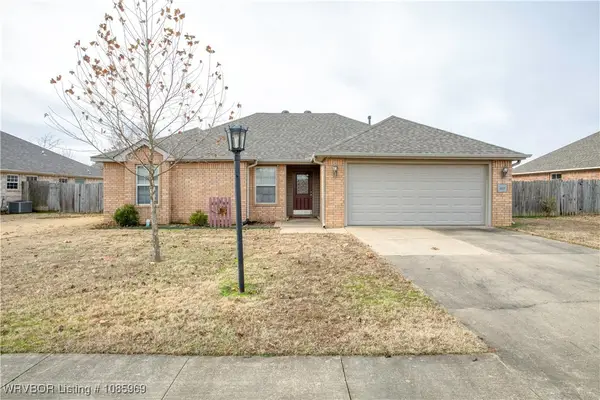 827 Laurel Way, Alma, AR 72921