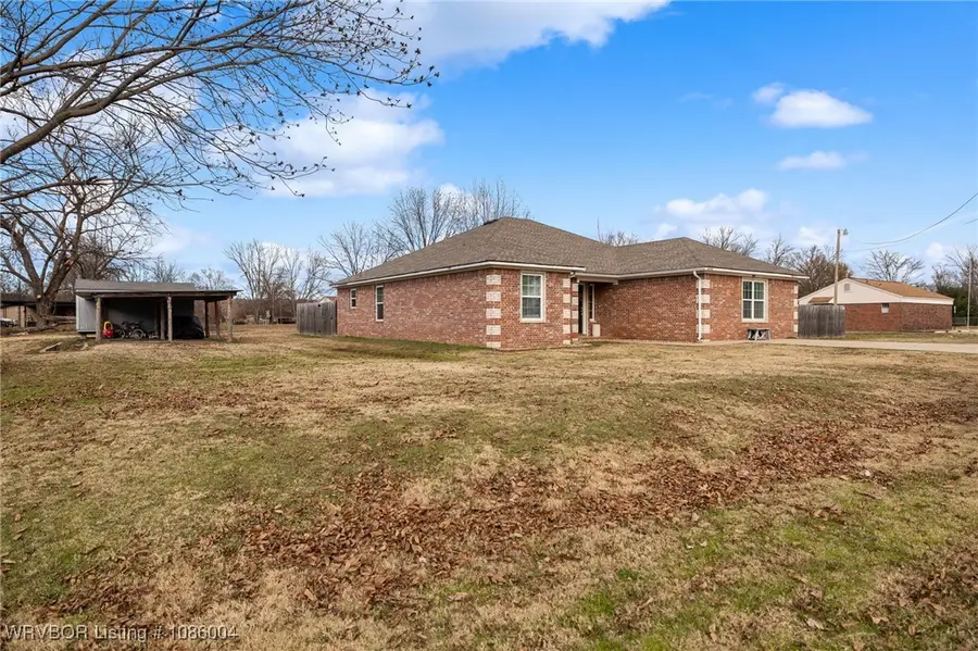 720 Line Street, Dyer, AR 72935 - Image #2