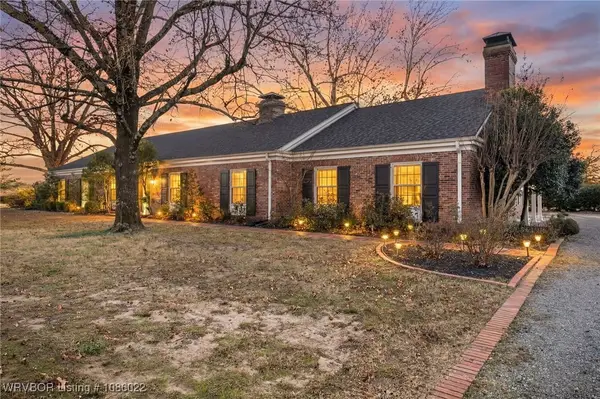 2201 N 58th Street, Fort Smith, AR 72904