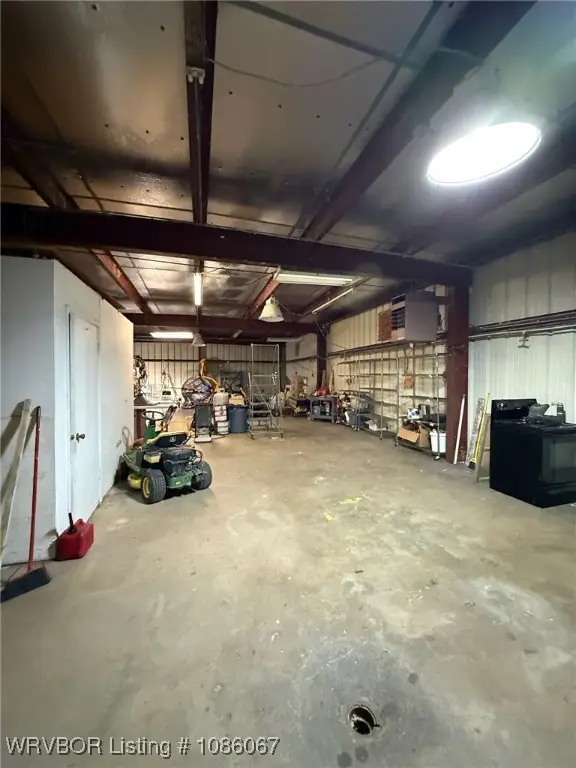 1019 E Choctaw Avenue, Sallisaw, OK 74955 - Image #2