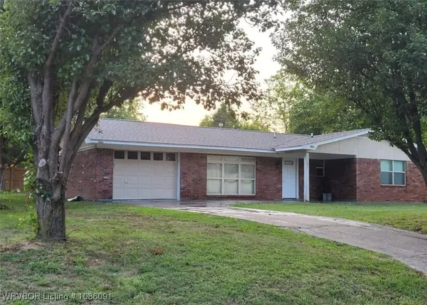 107 N Kerkendoll Street, Dyer, AR 72935