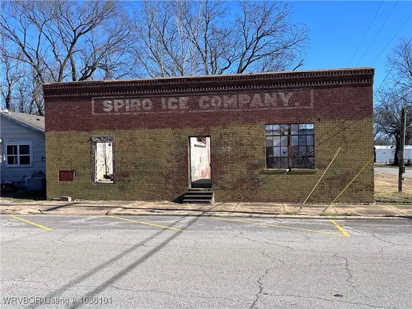 320 S Main Street, Spiro, OK 74959