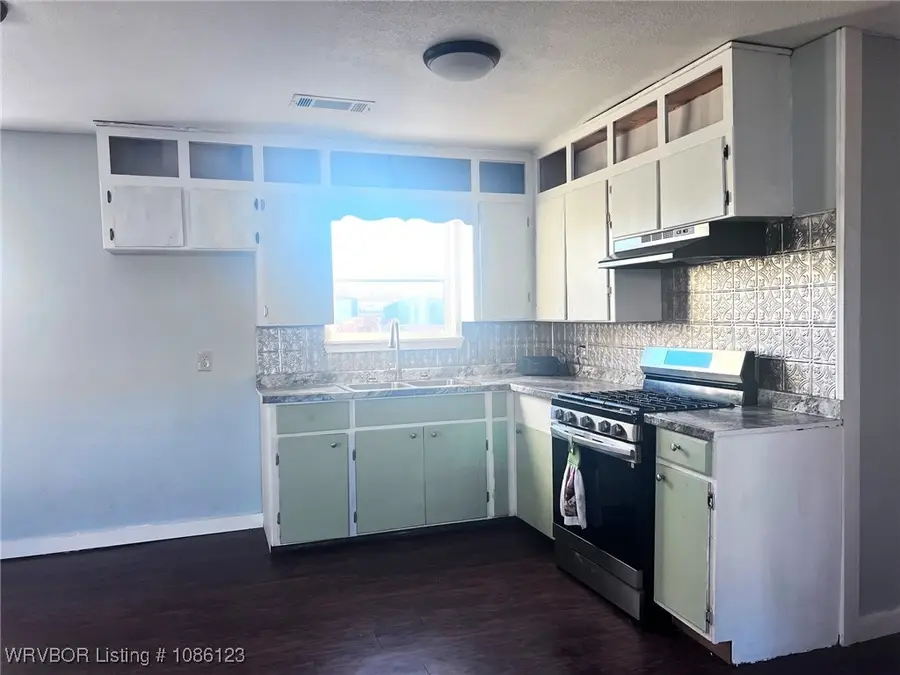 504 Spruce Street, Van Buren, AR 72956 - Image #2