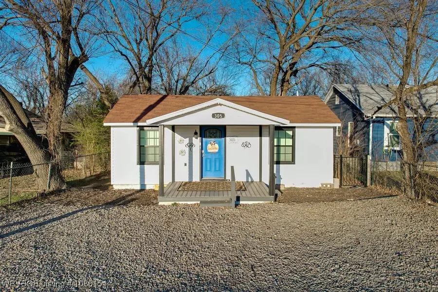 305 Port Arthur Avenue, Sallisaw, OK 74955 - Image #2