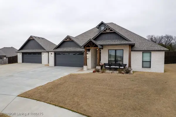 2823 Marissa Court, Van Buren, AR 72956