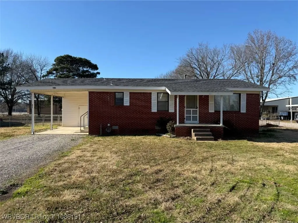 811 S Division Street, Lavaca, AR 72941 - Image #1